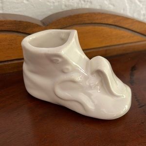 Vintage 1940’s McCoy Art Pottery Baby Shoe